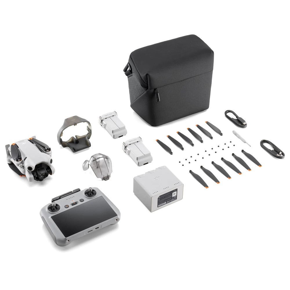DJI Mini 4 Pro Fly More quadcopter